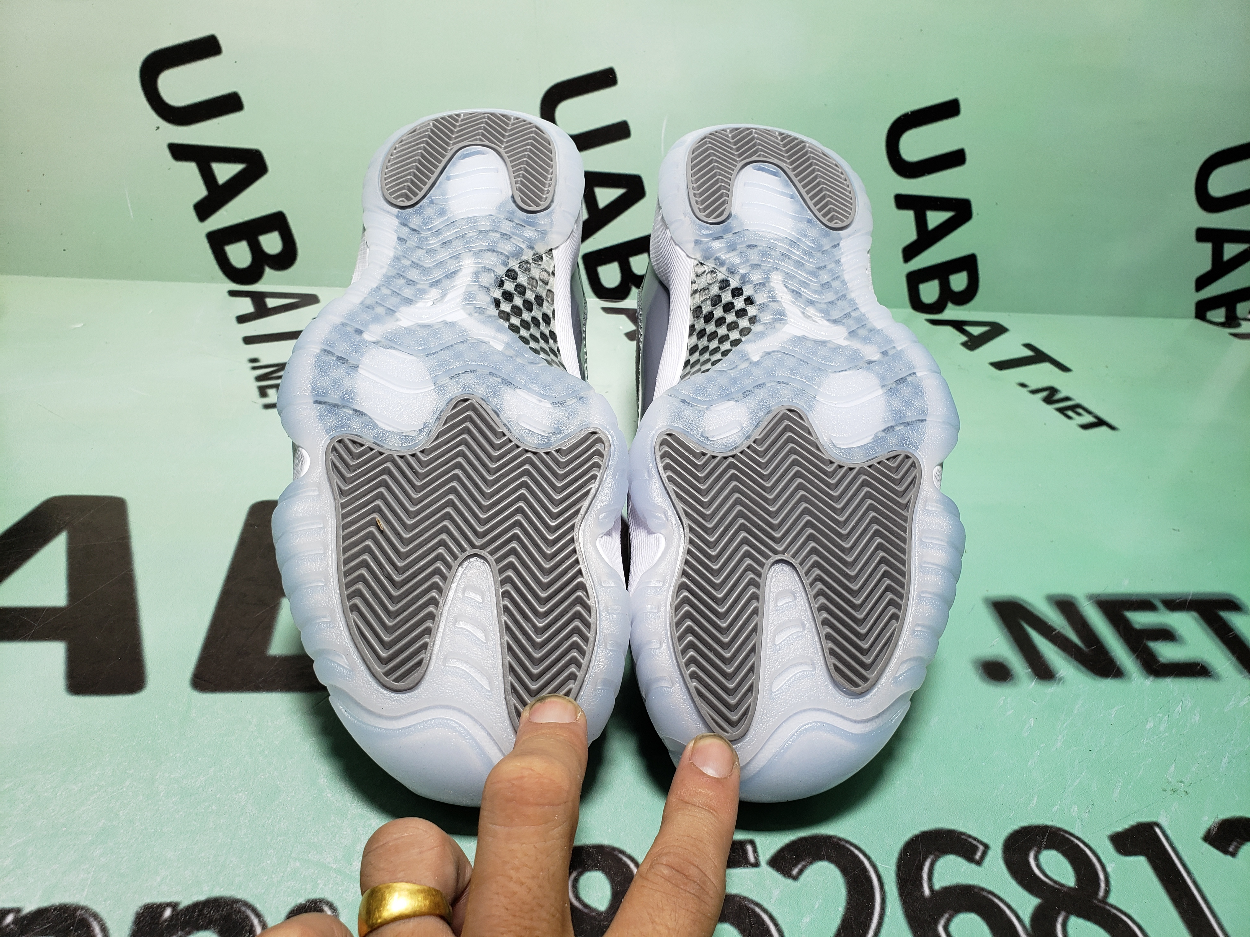 OG Jordan 11 Retro Low Cool Grey, 528895-003