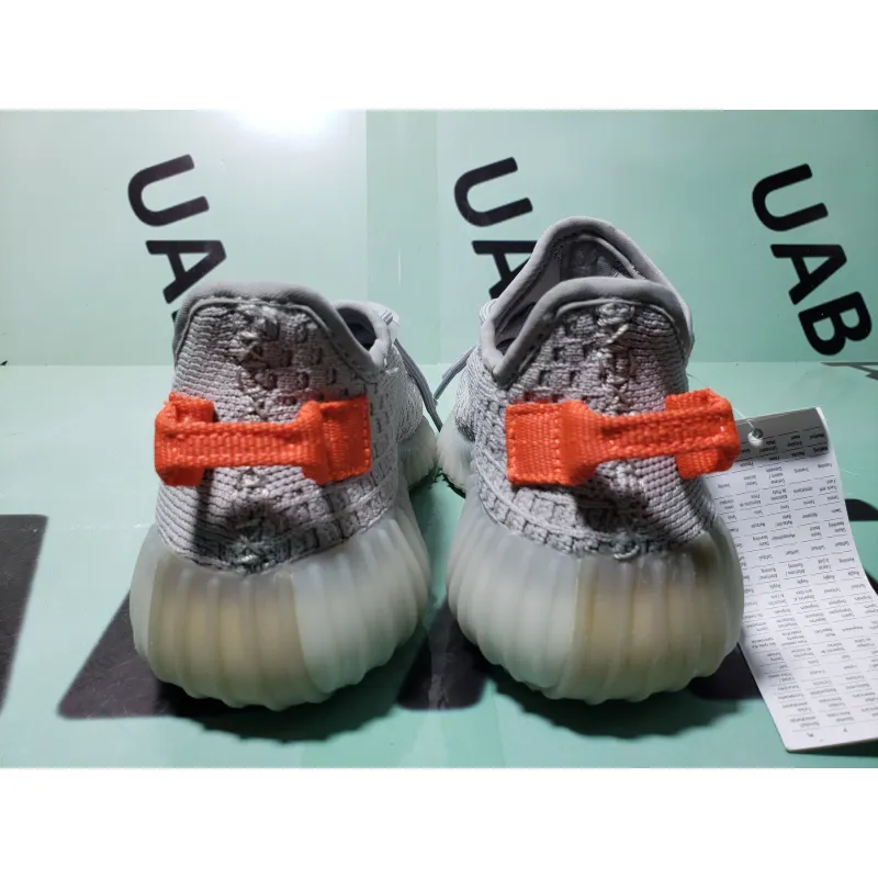 OG Kids Yeezy Boost 350 V2 Tail Light, FX9017