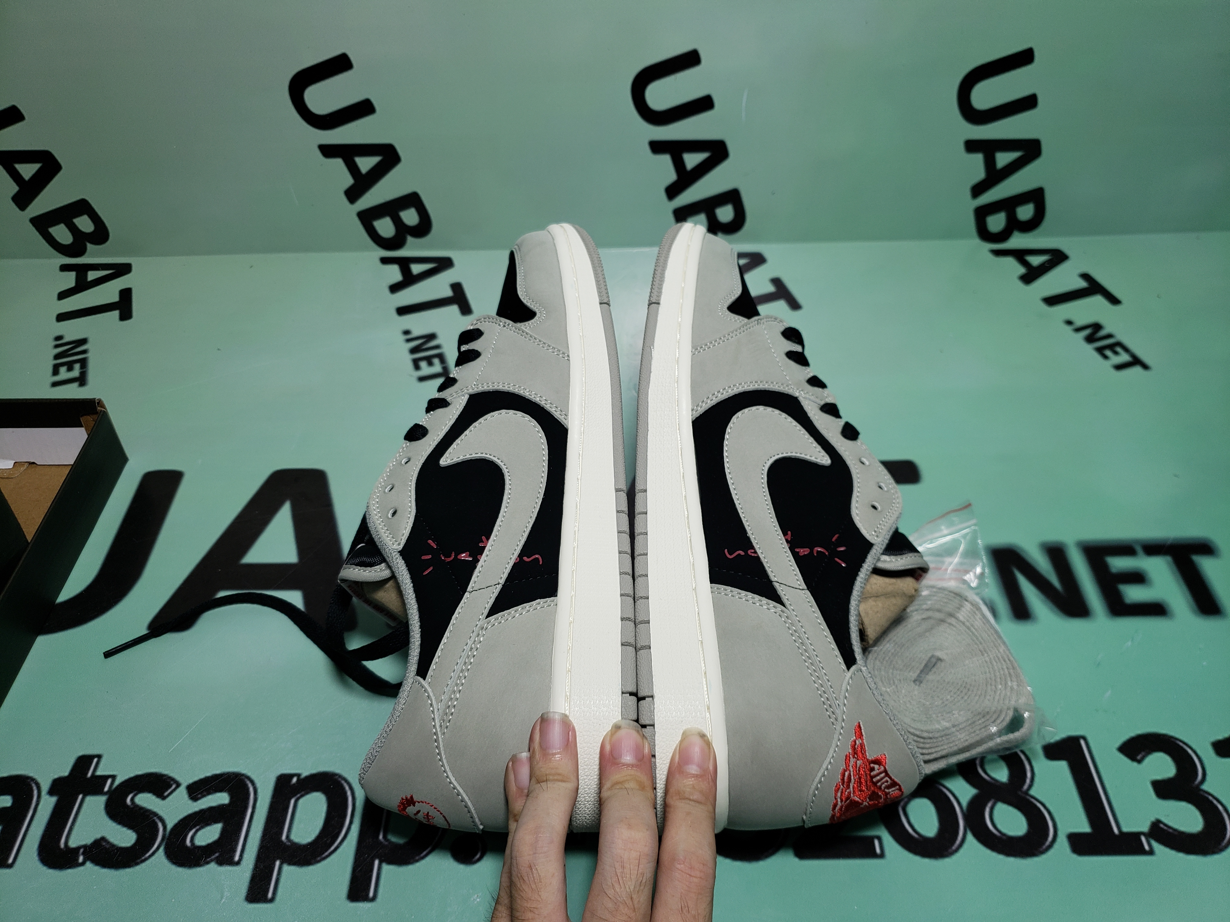 Uabat Jordan 1 Low Travis Scott black phantom(Pre-sale）