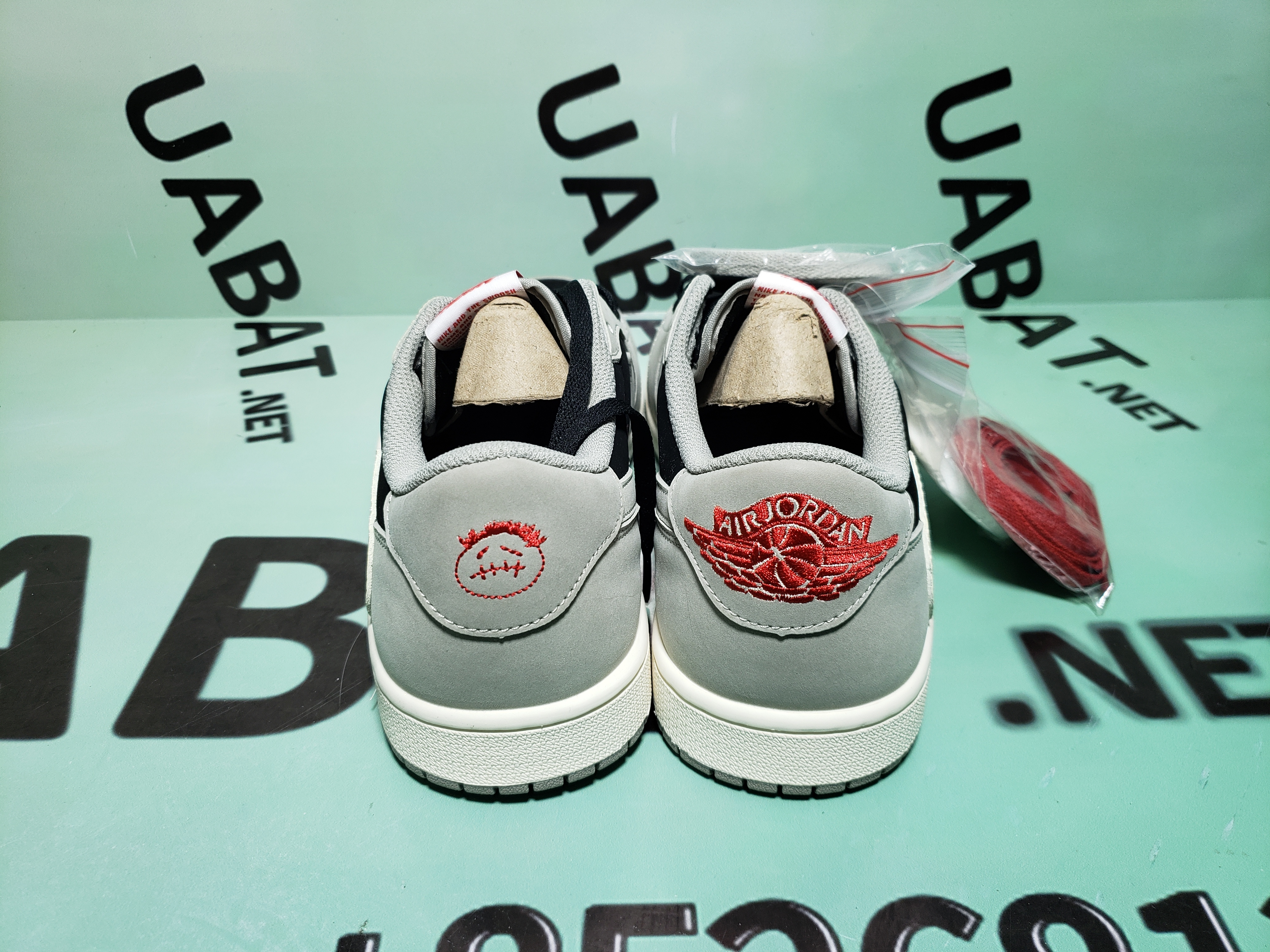 Uabat Jordan 1 Low Travis Scott black phantom(Pre-sale）