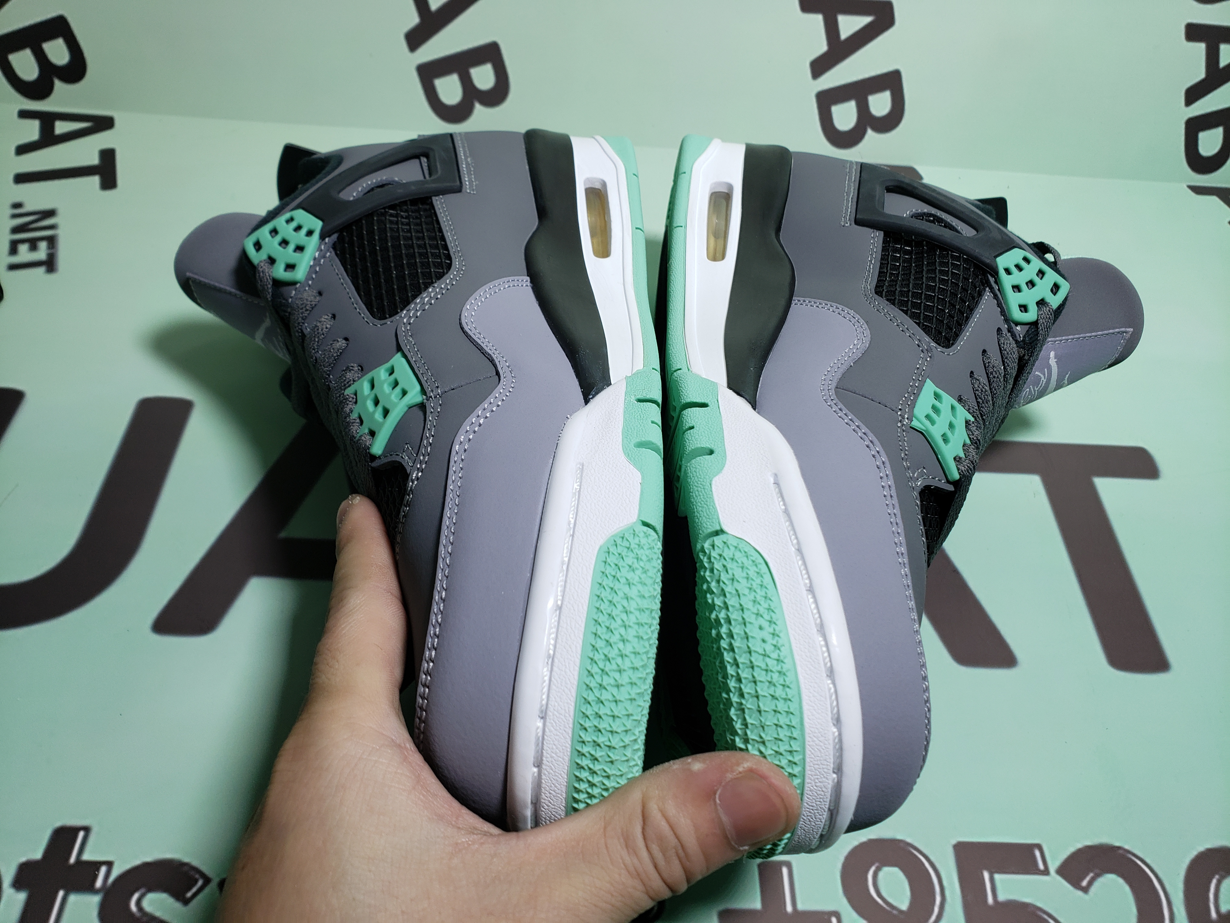 Uabat Jordan 4 Retro Green Glow , 308497-033   