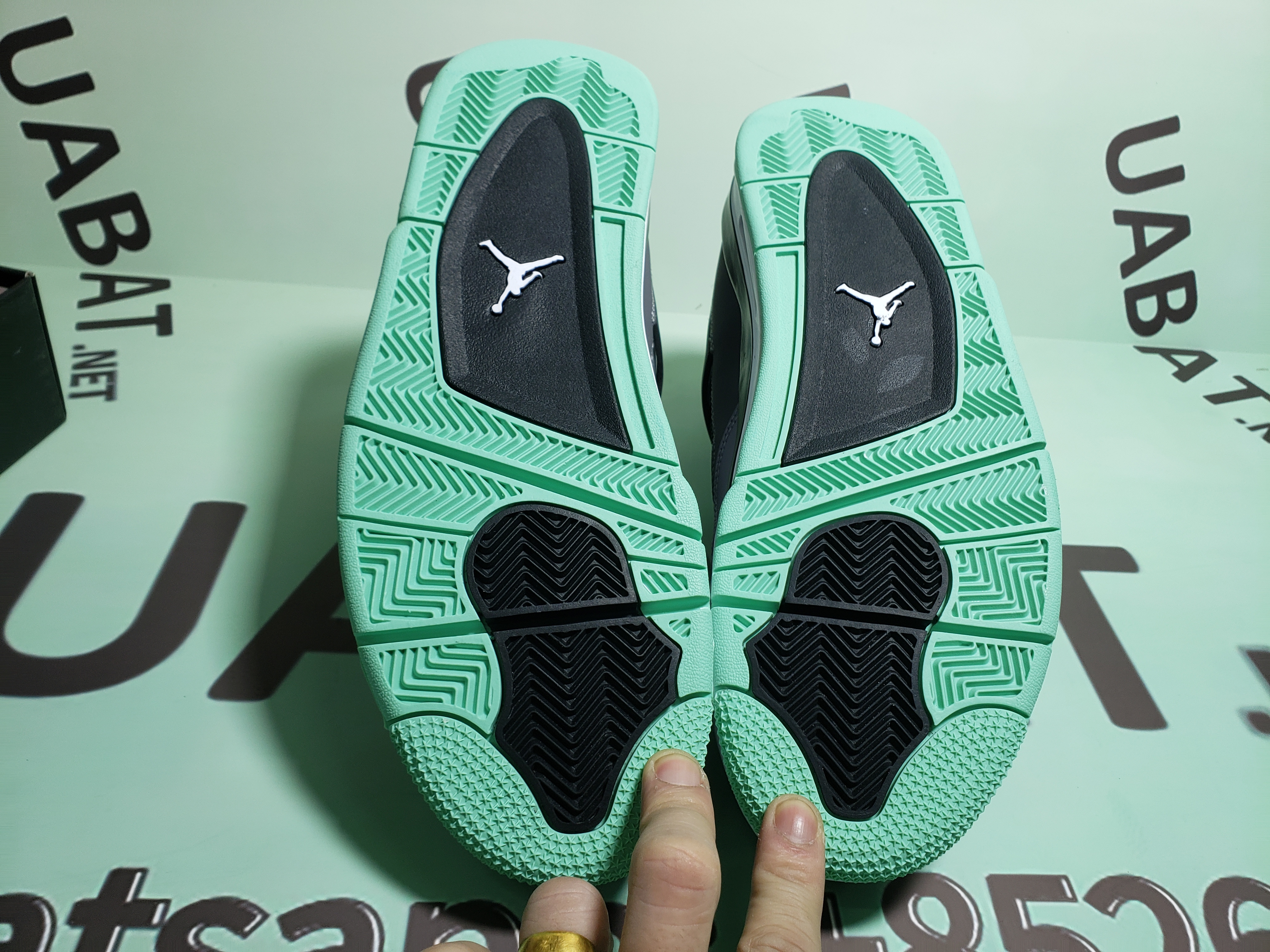 Uabat Jordan 4 Retro Green Glow , 308497-033   