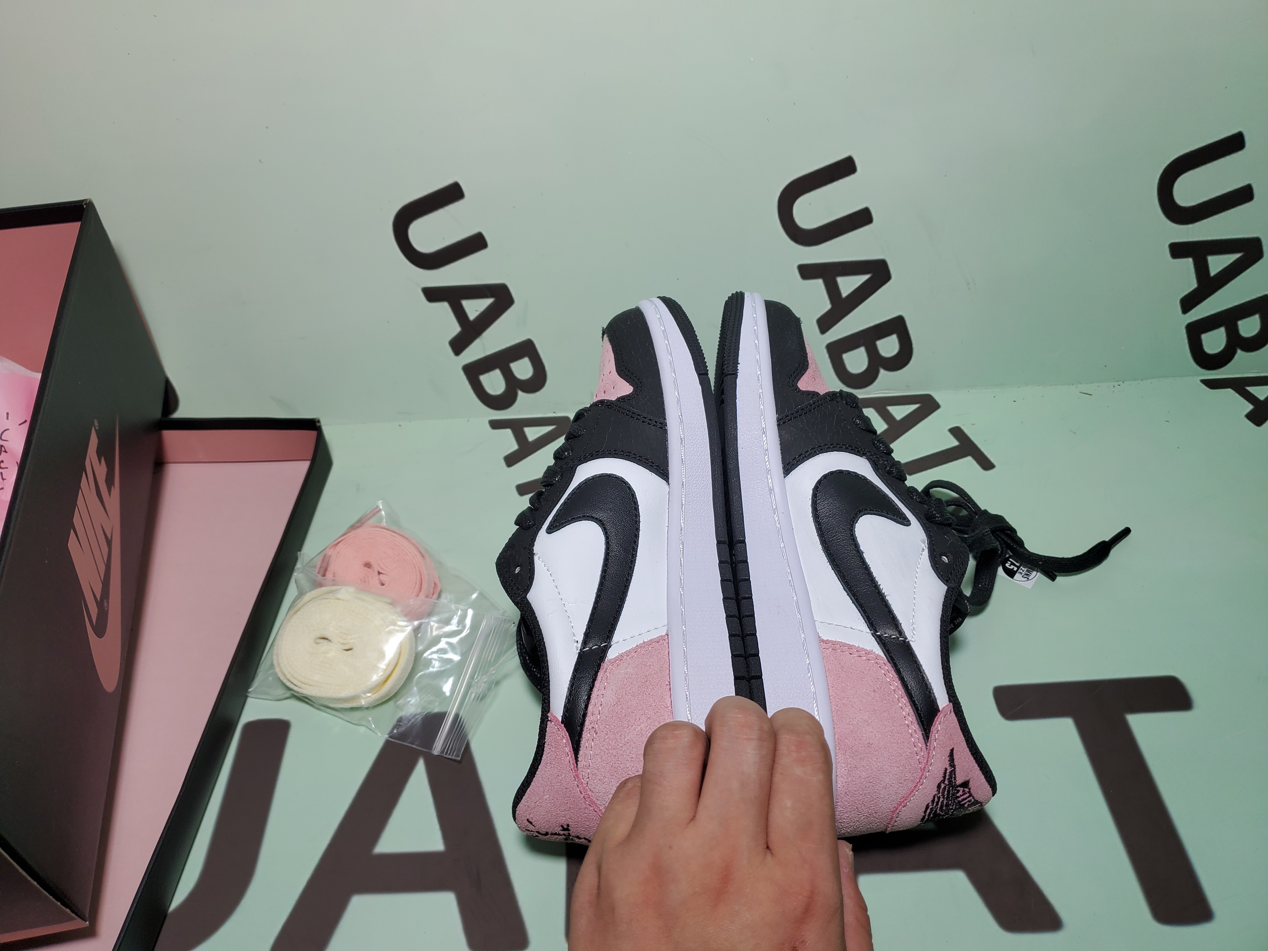 Uabat Jordan 1 Retro Low SP Travis Scott Black Red,  DM7866-066