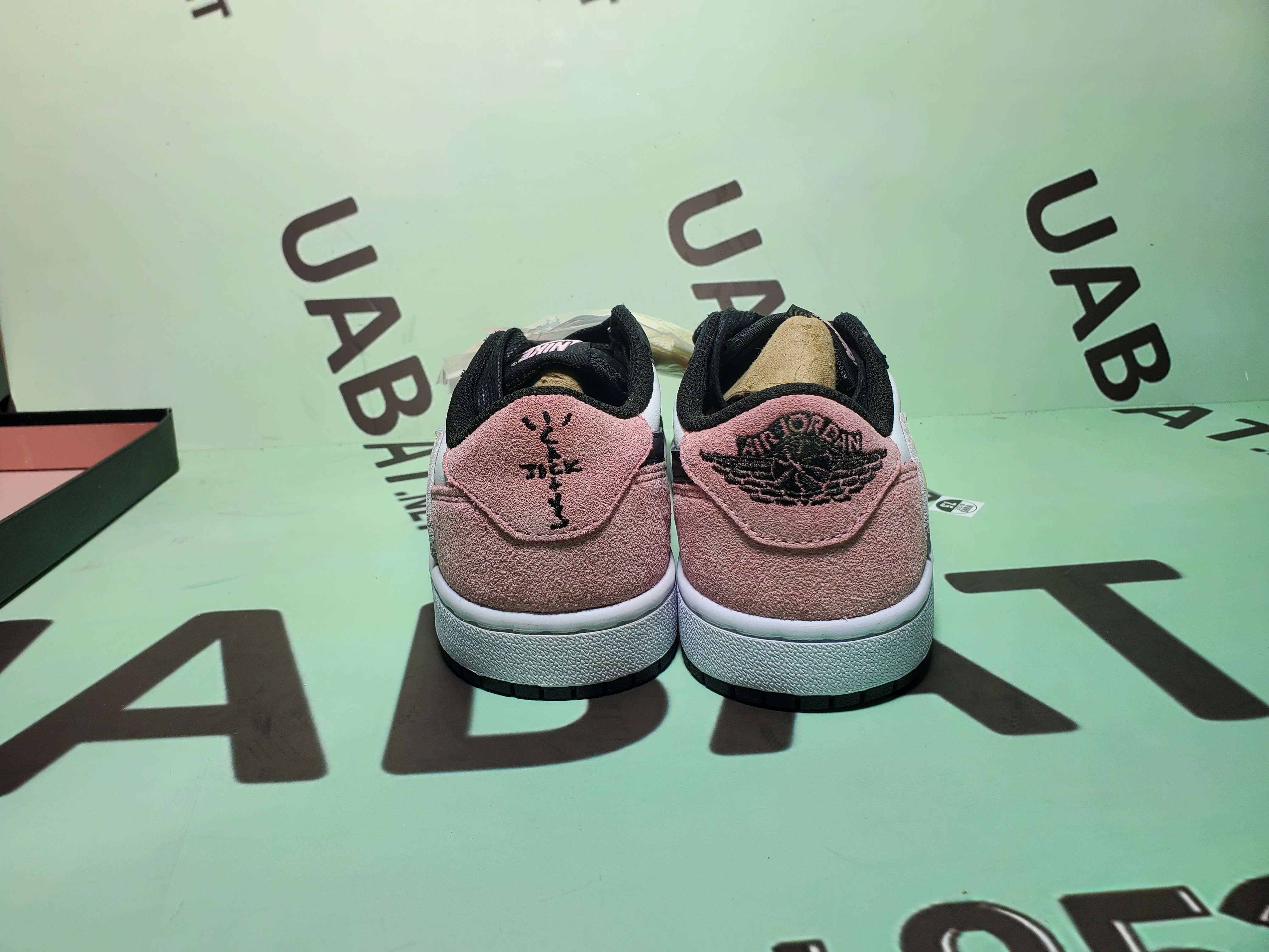 Uabat Jordan 1 Retro Low SP Travis Scott Black Red,  DM7866-066