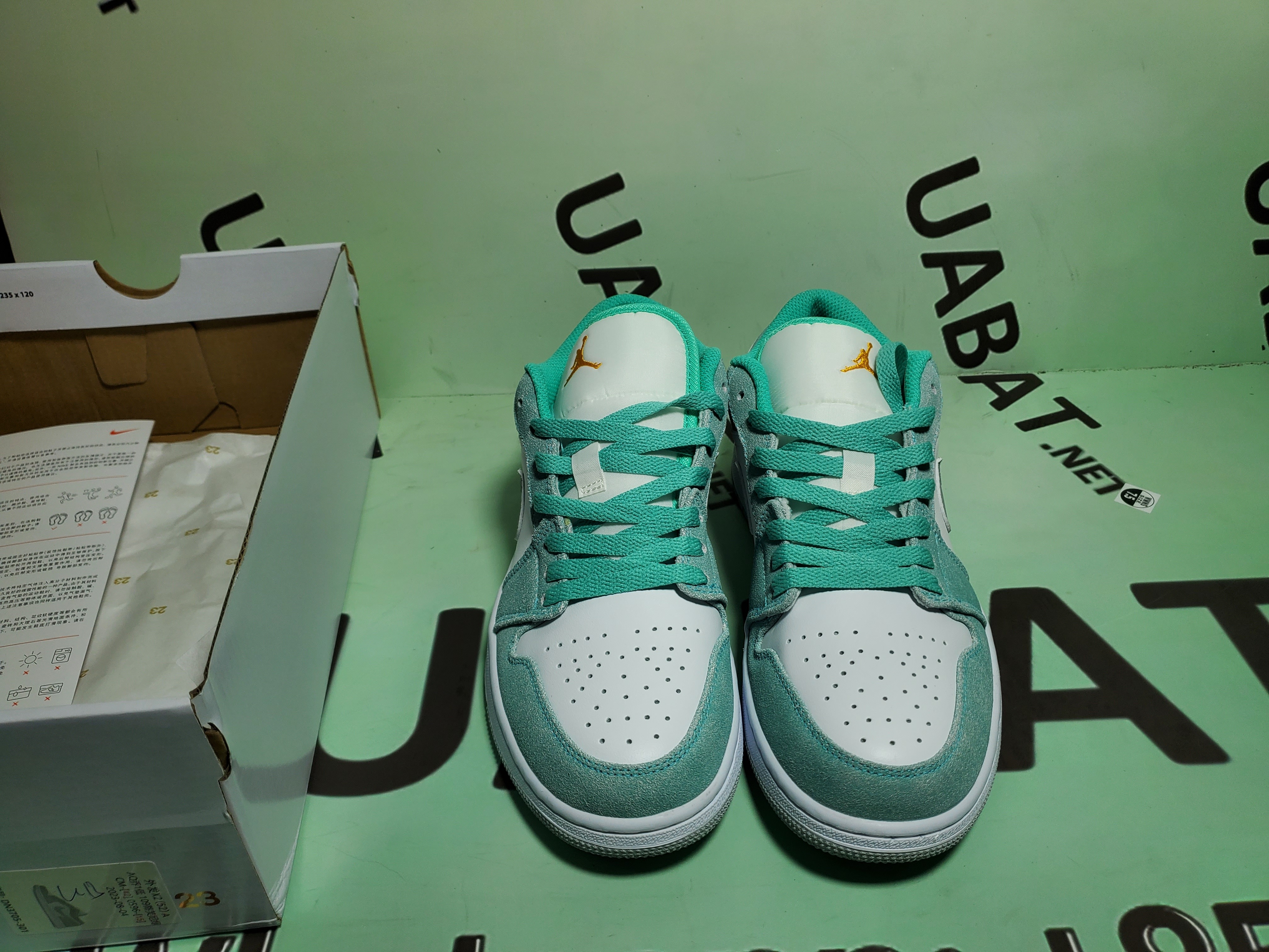 OG Air Jordan 1 Low New Emerald, DN3705-301  