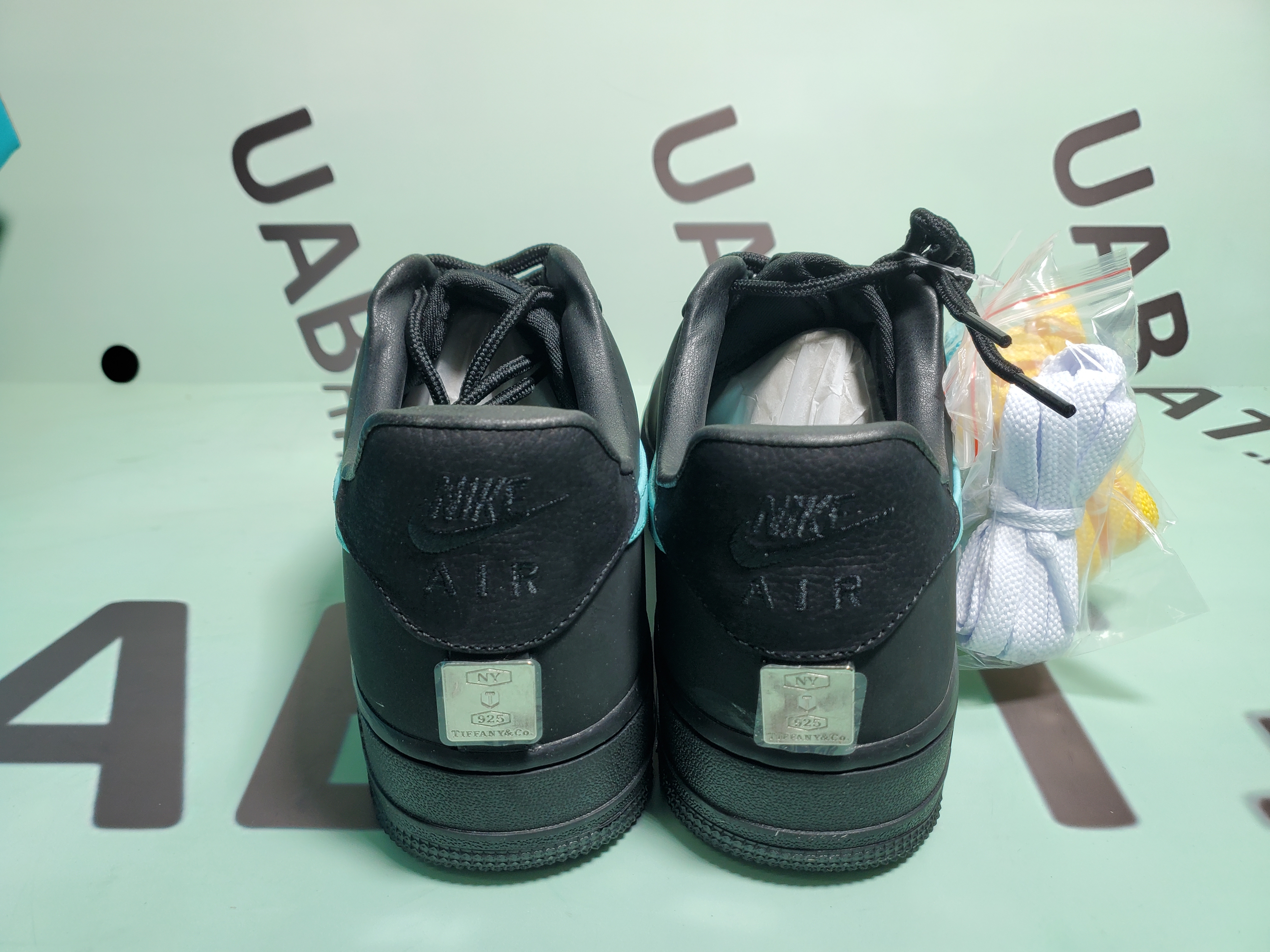 Uabat Air Force 1 Low, DZ1382-001