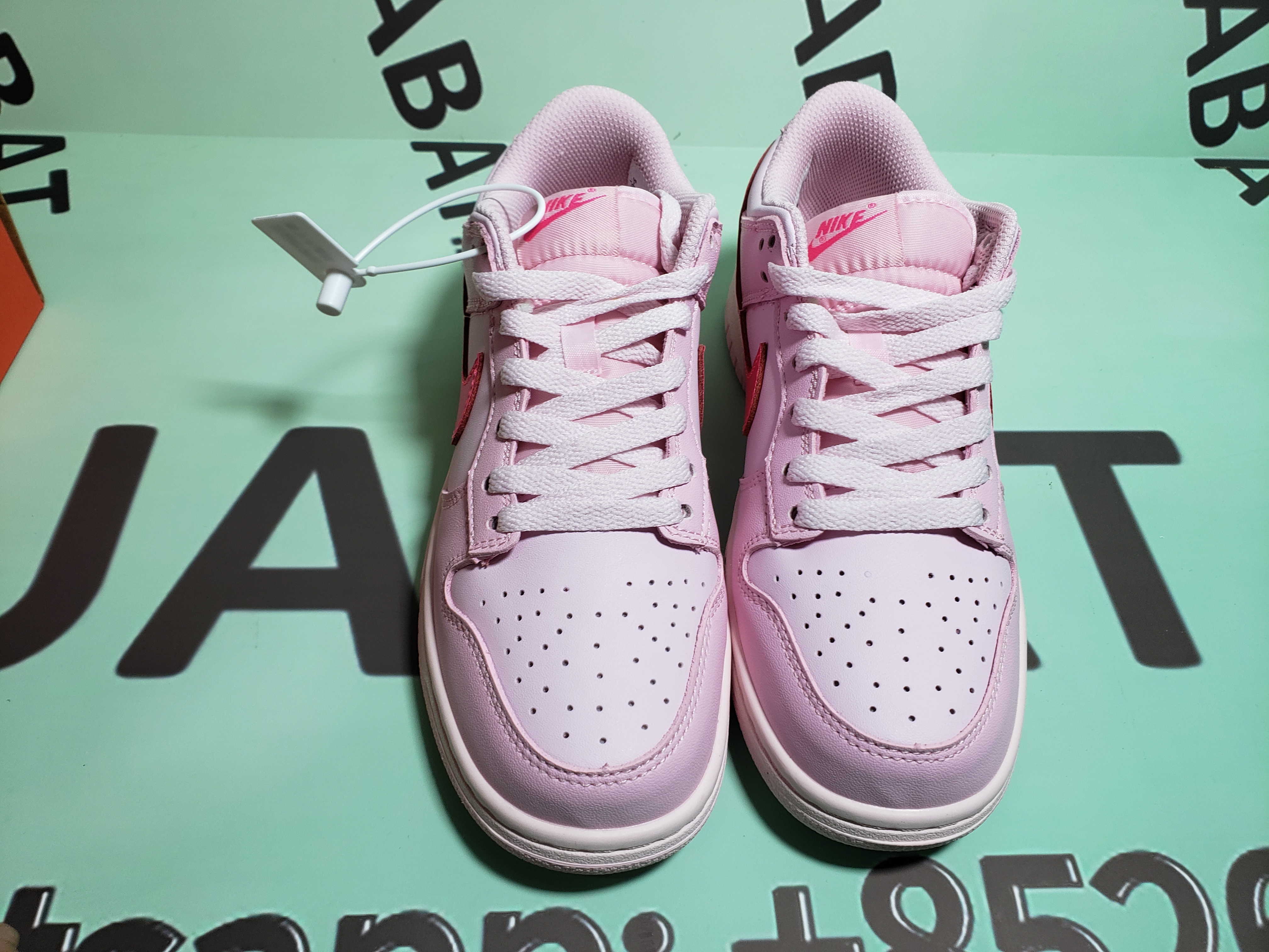 Uabat Dunk Low Triple Pink, DH9765-600