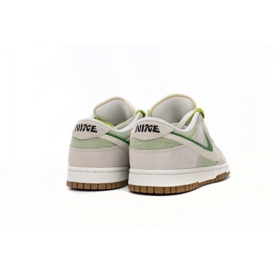 OG SB Dunk Low 85 Gray White Green, DO9457-116 02