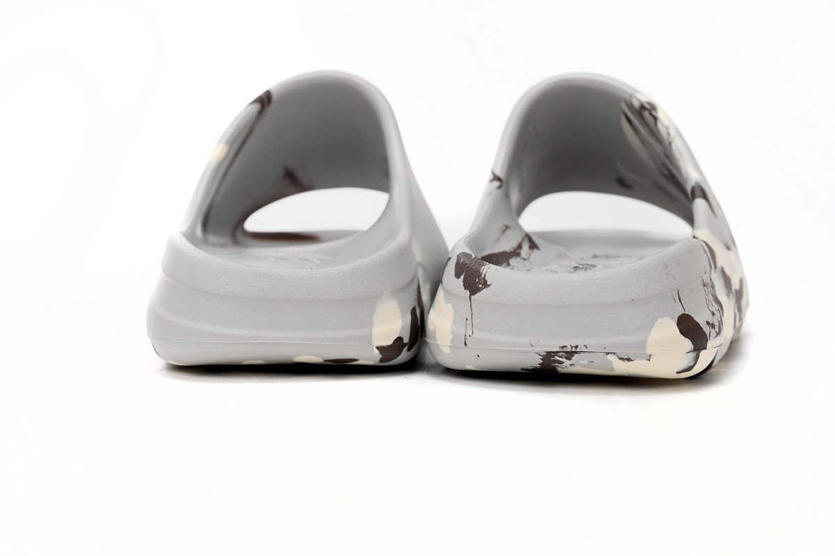 OG Yeezy Slide Enflame Oil Painting White Grey, GZ5553