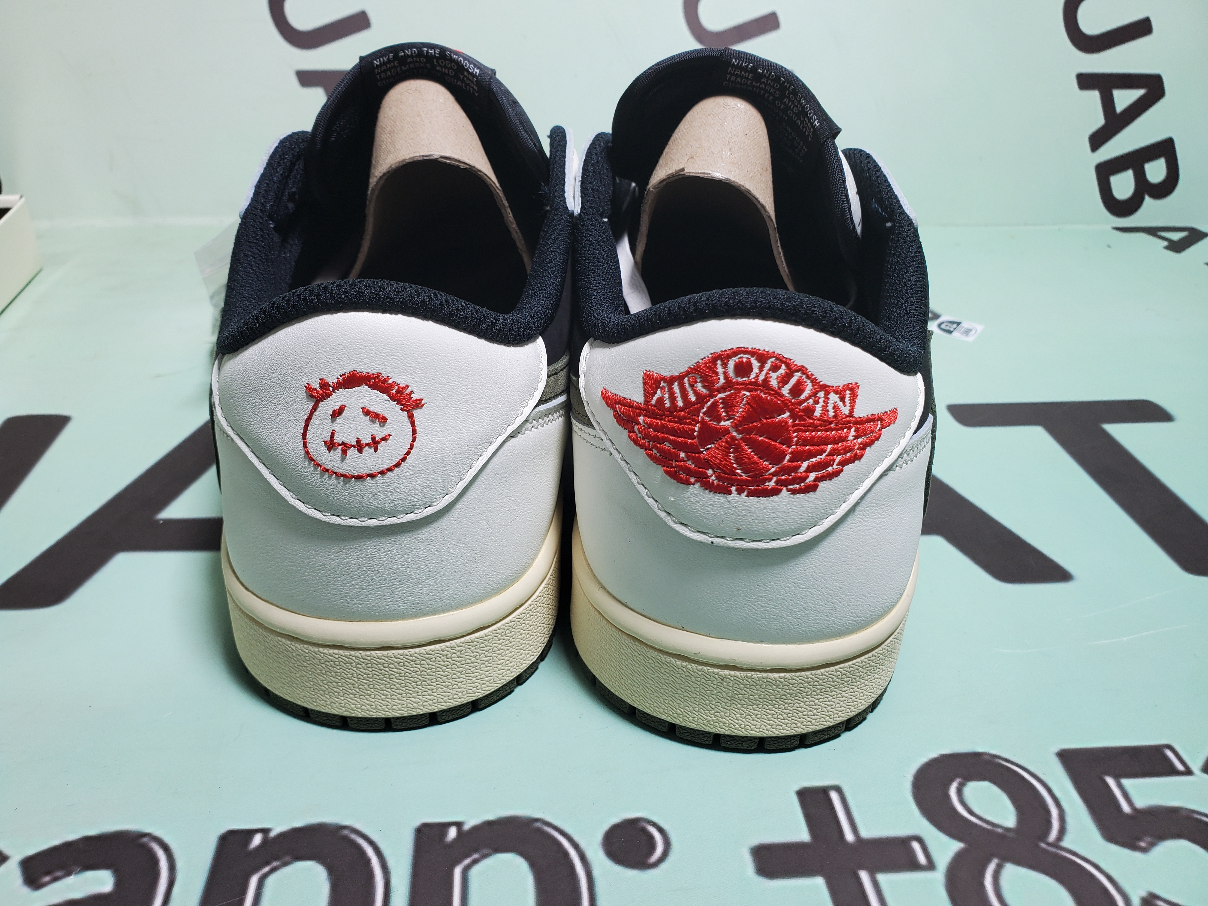 Uabat Jordan 1 Retro Low OG SP Travis Scott Olive, DZ4137-106   