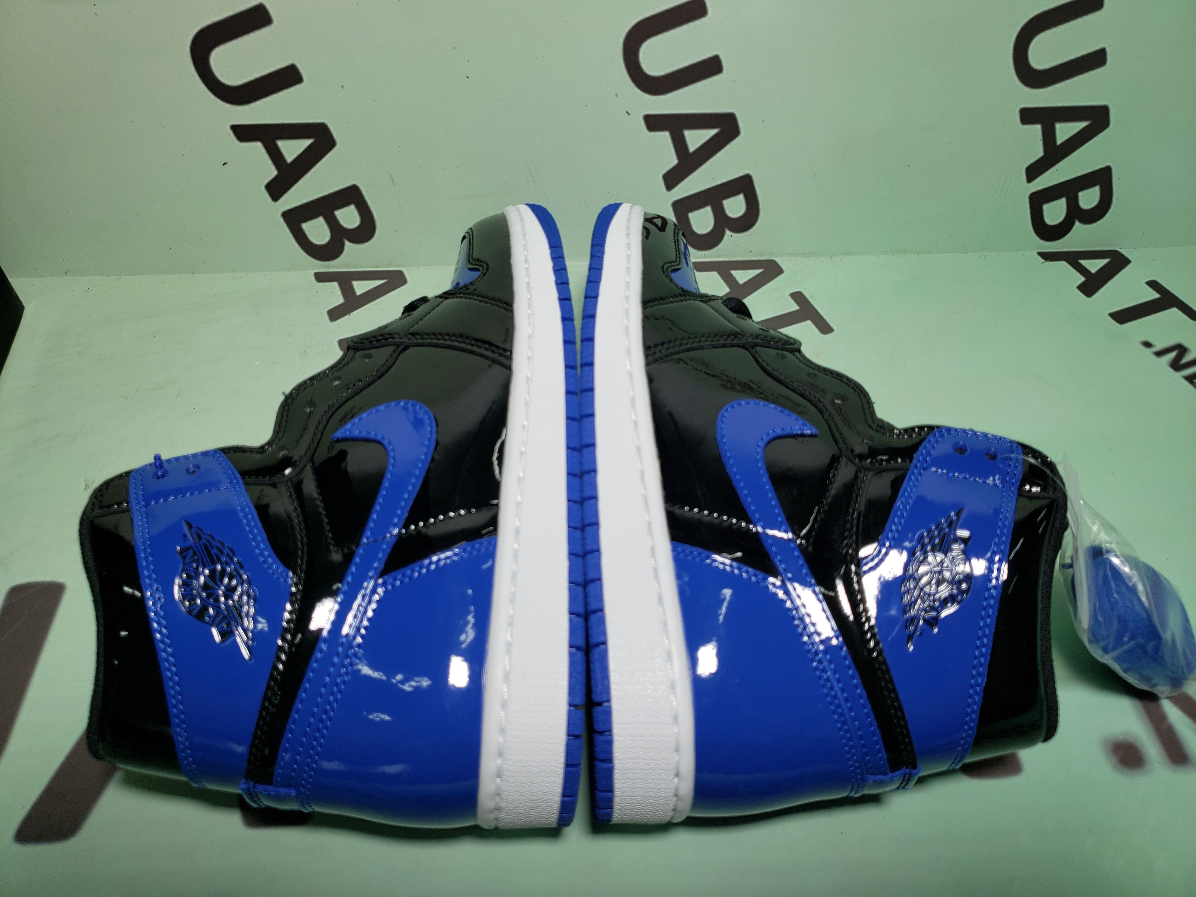 Uabat Jordan 1 Retro Patent Royal,555088-400