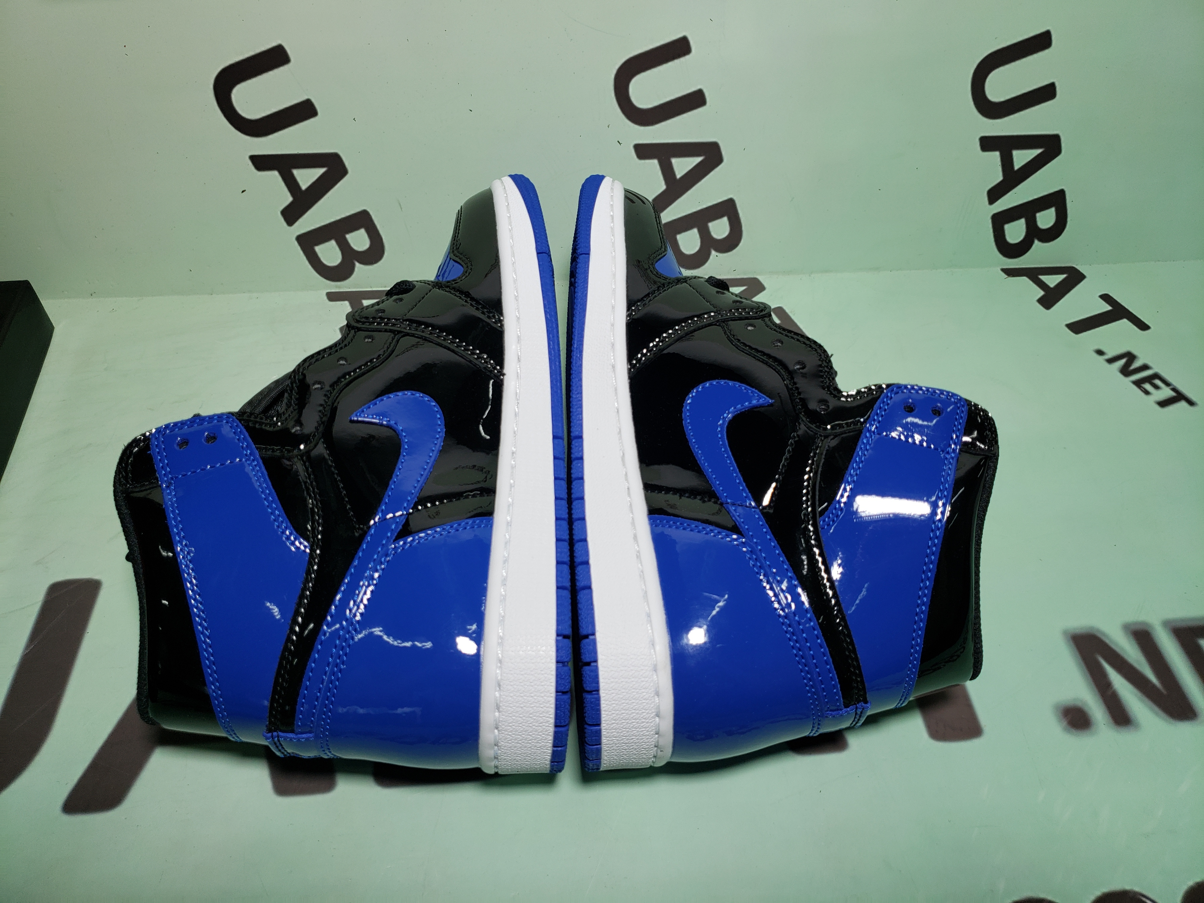 Uabat Jordan 1 Retro Patent Royal,555088-400