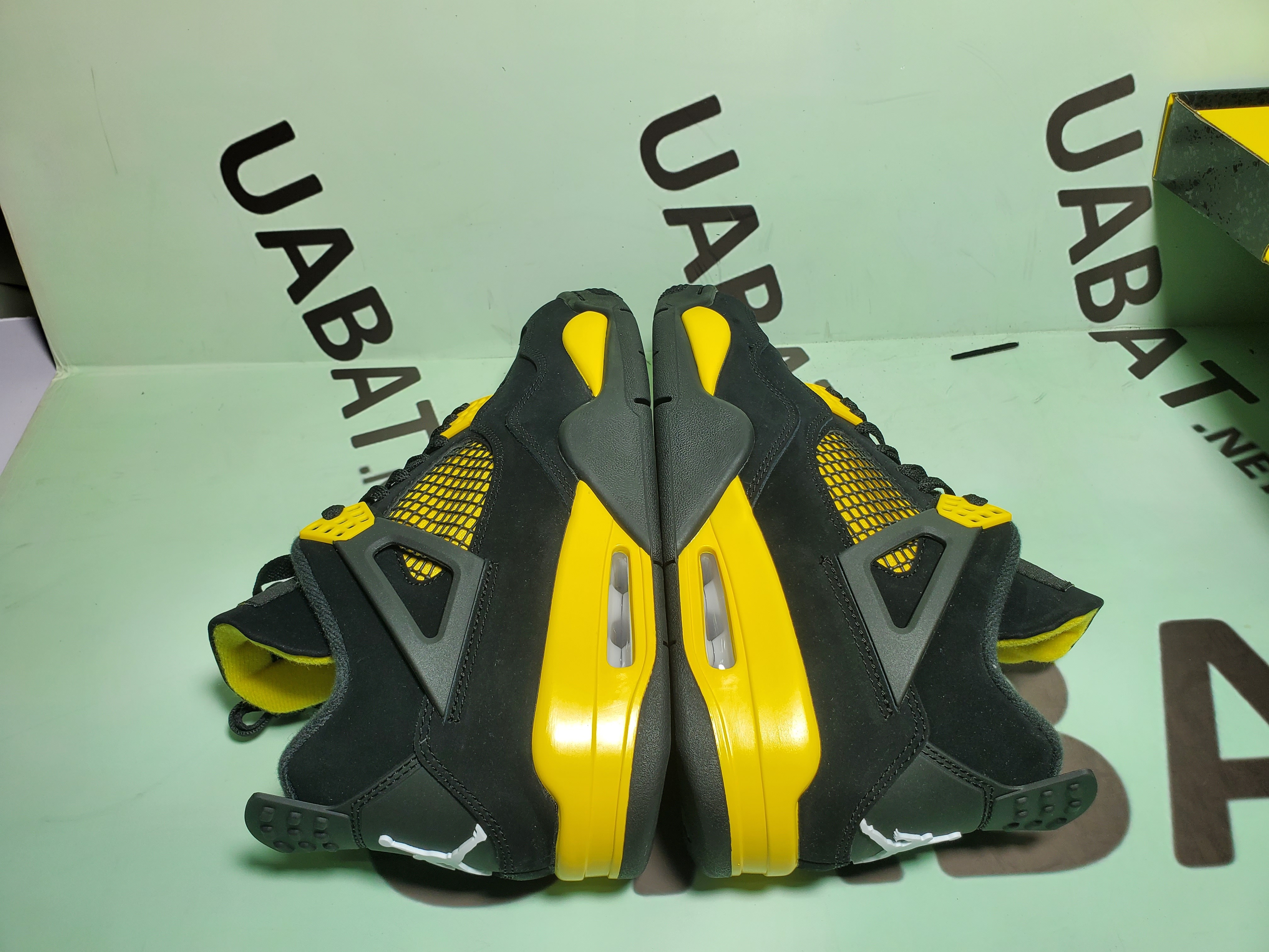 Uabat Jordan 4 Retro Yellow Thunder,308497-008