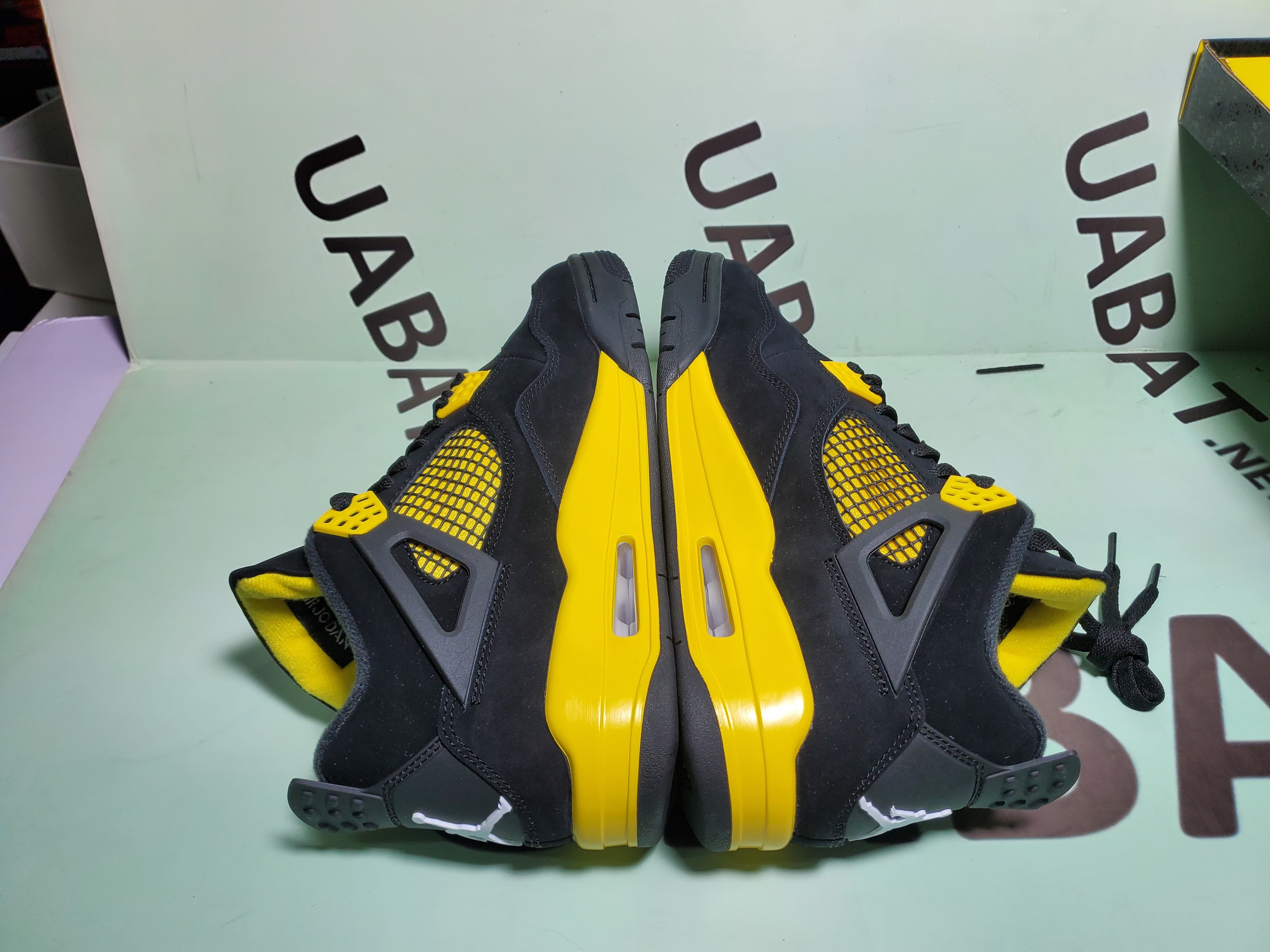 Uabat Jordan 4 Retro Yellow Thunder,308497-008