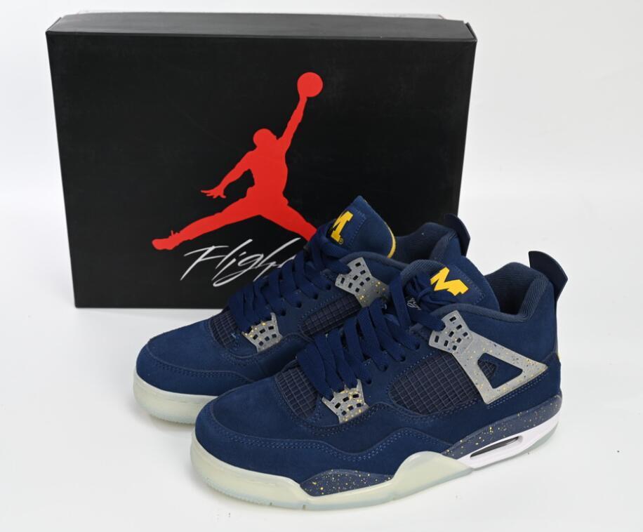 Uabat Jordan 4 Retro Michigan,1036660