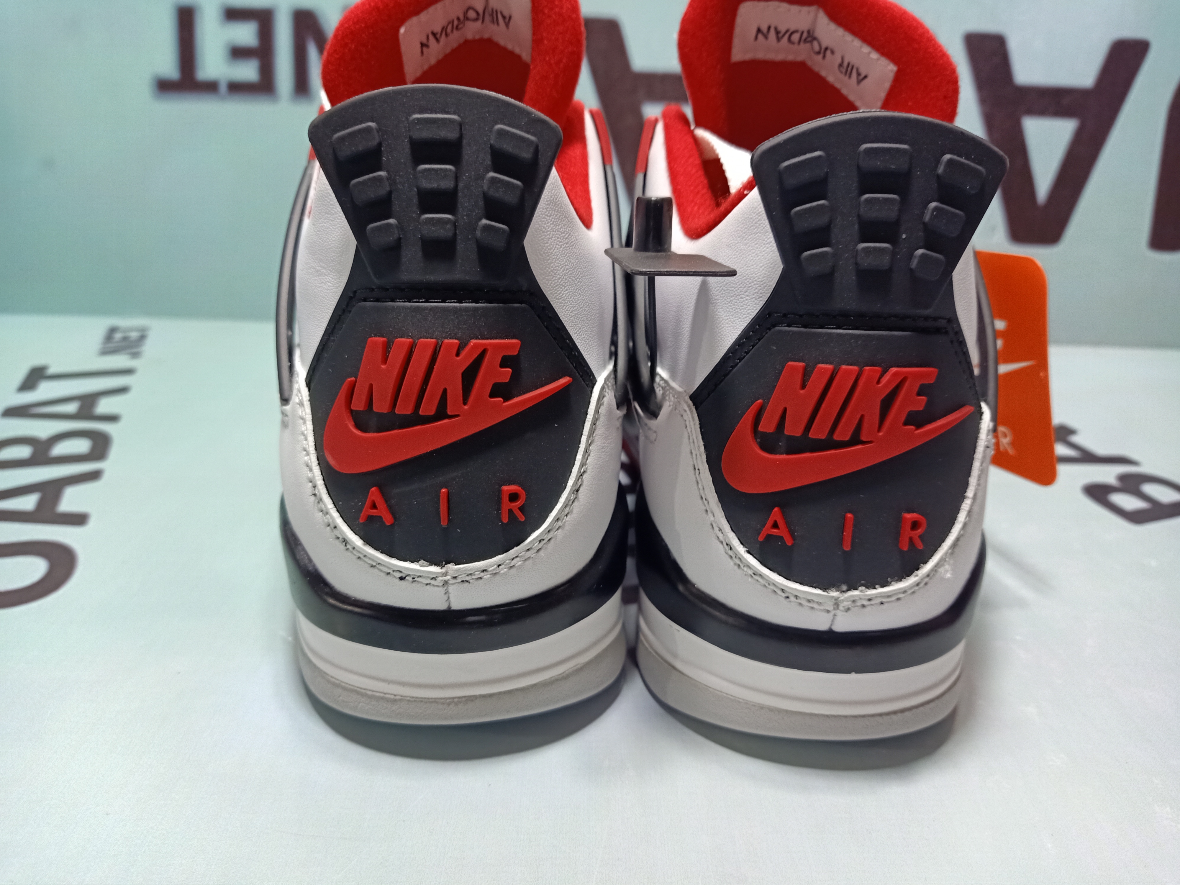 (50%off limited time promote) Jordan 4 Retro Fire Red (2020),DC7770-160