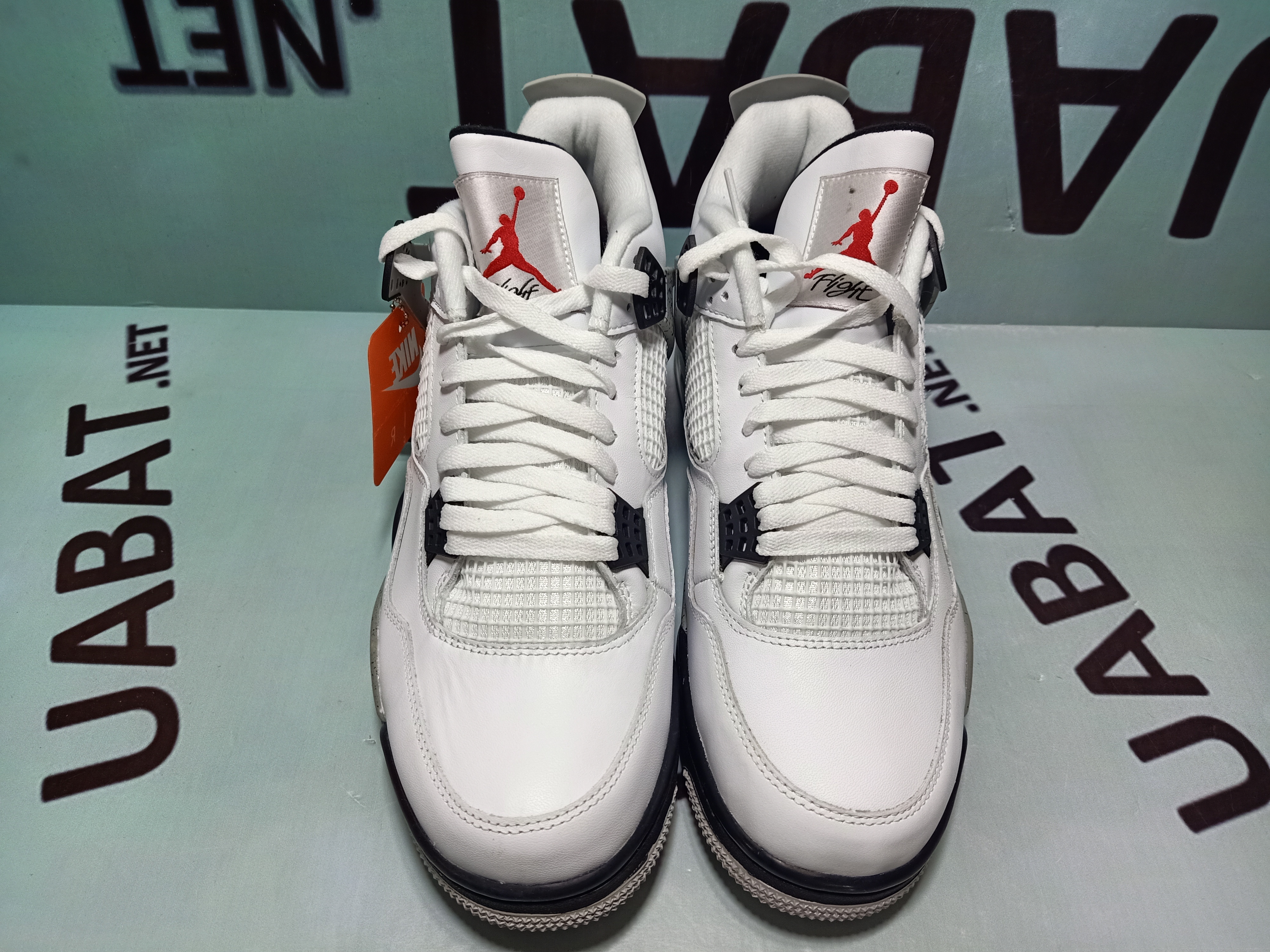 (50%off limited time promote) Jordan 4 Retro White Cement ,840606-192