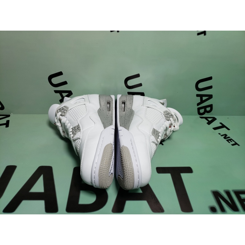 (50%off limited time promote) Jordan 4 Retro White Oreo (2021), CT8527-100