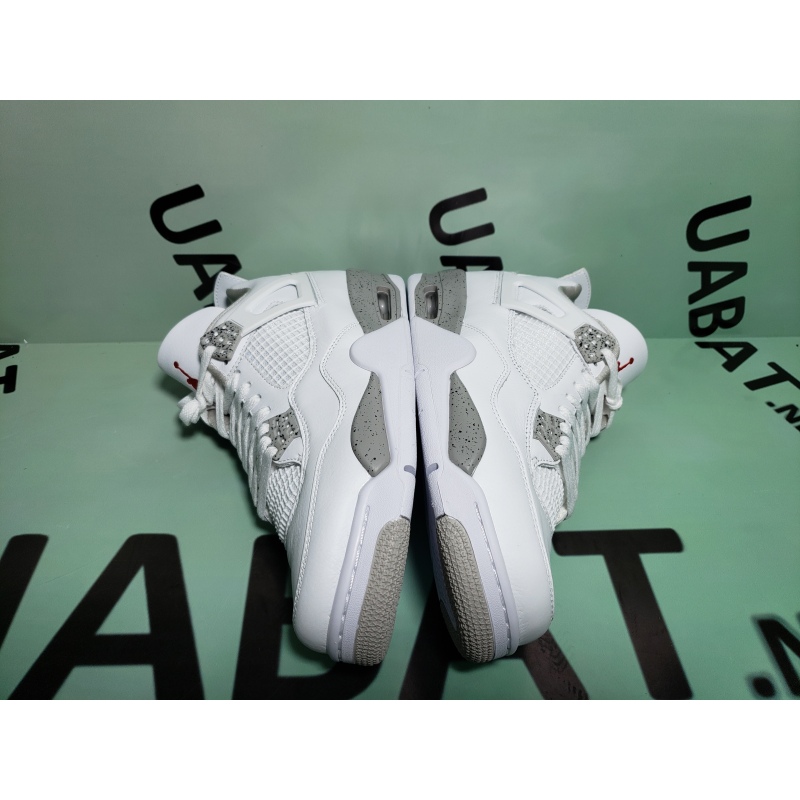 (50%off limited time promote) Jordan 4 Retro White Oreo (2021), CT8527-100