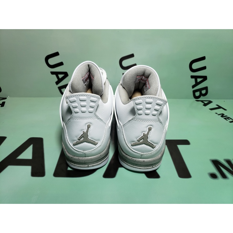 (50%off limited time promote) Jordan 4 Retro White Oreo (2021), CT8527-100