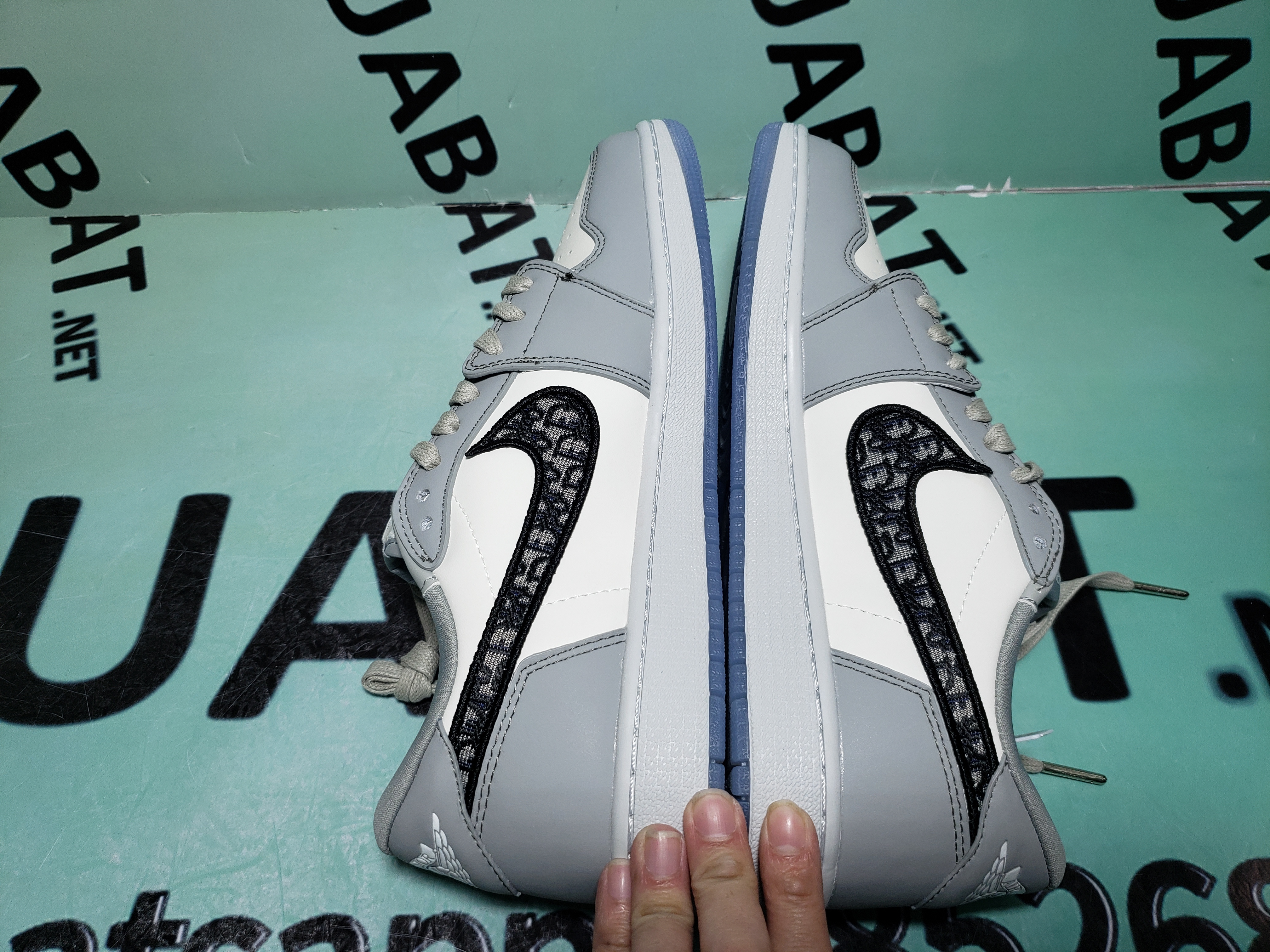 Uabat Jordan 1 Retro Low Dior ,CN8608-002
