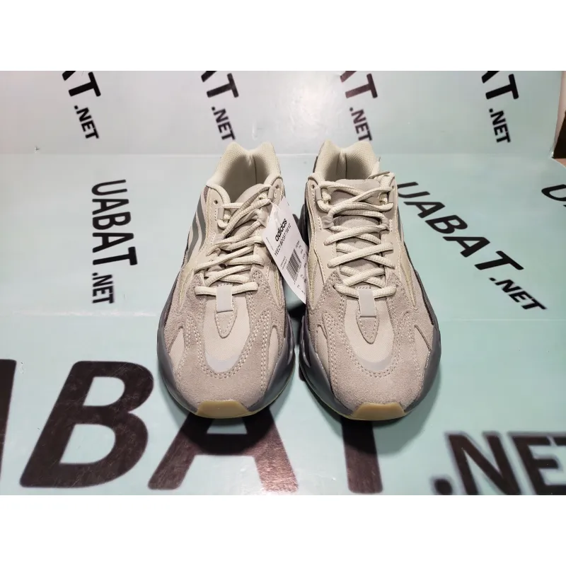 Uabat Yeezy Boost 700 V2 Tephra,FU7914
