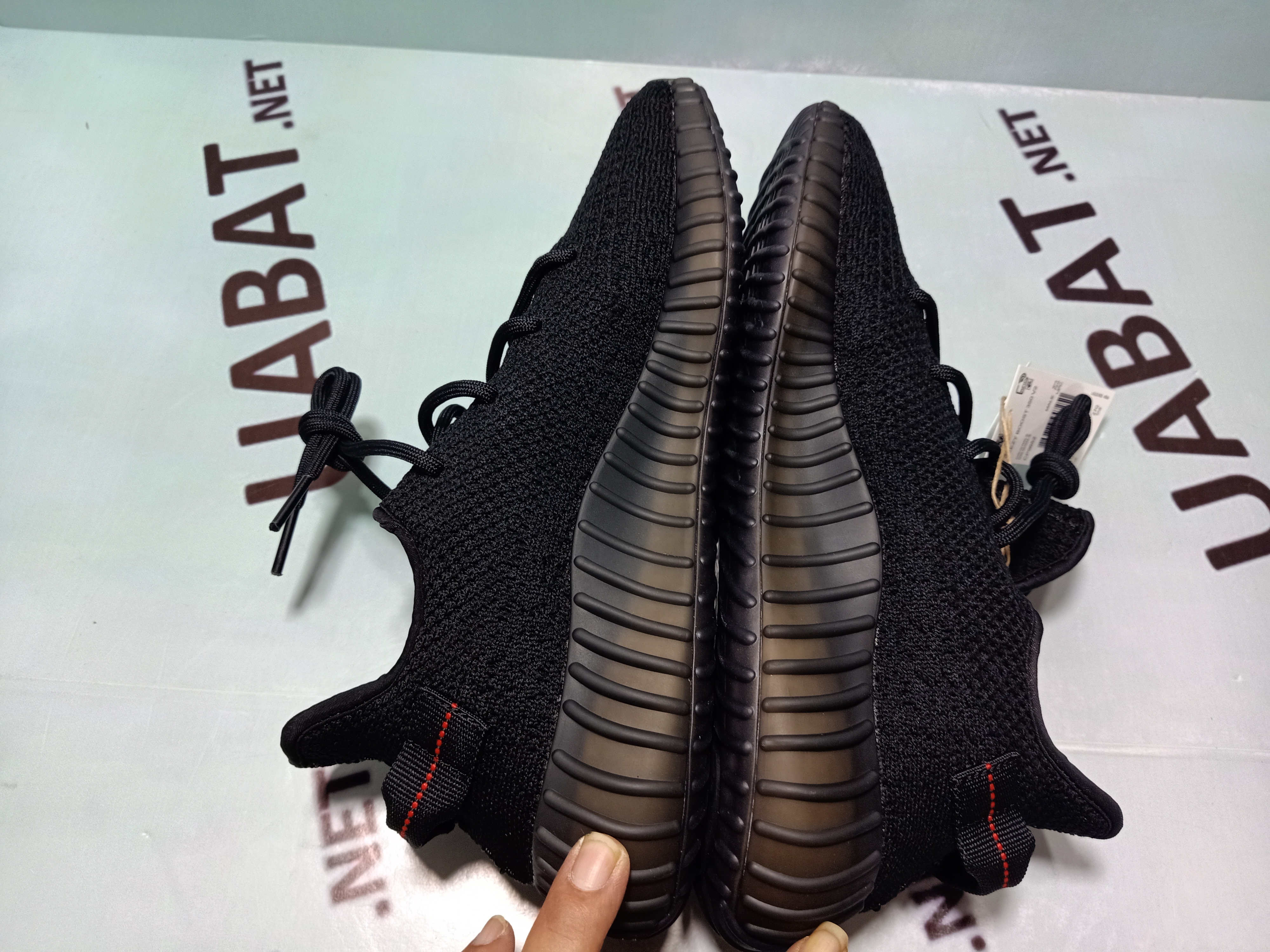 Uabat Yeezy Boost 350 V2 Black Red,CP9652