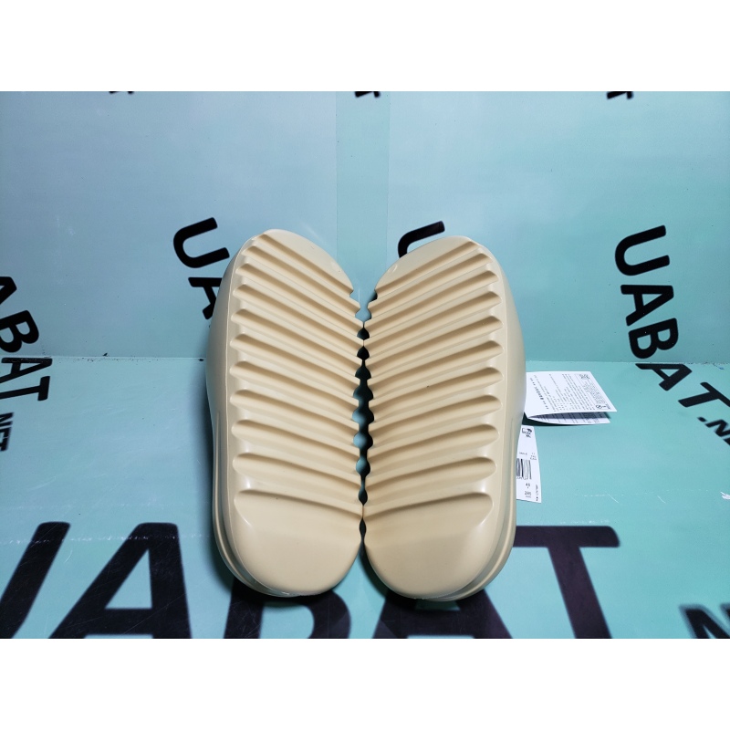 OG Yeezy Slide DESSAN, FW6344
