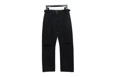Balenciaga 24Fw knife-cut ripped Jeans 01