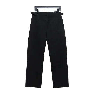 Balenciaga 24Fw knife-cut ripped Jeans 02