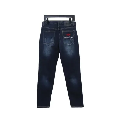 Balenciaga 3M embroidered logo Jeans 02