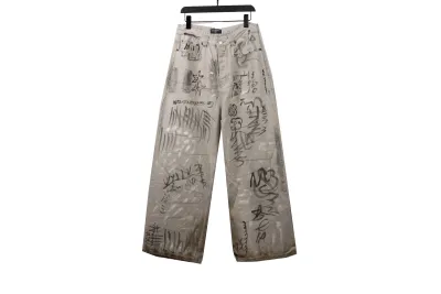 Balenciaga catwalk graffiti denim Jeans 01