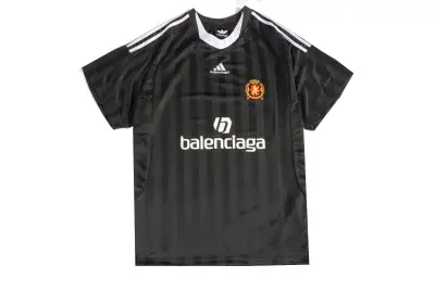 Balenciaga joint AD Manchester United jersey short sleeves 01
