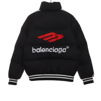Balenciaga joint Manchester United three stripes down jacket 1 02