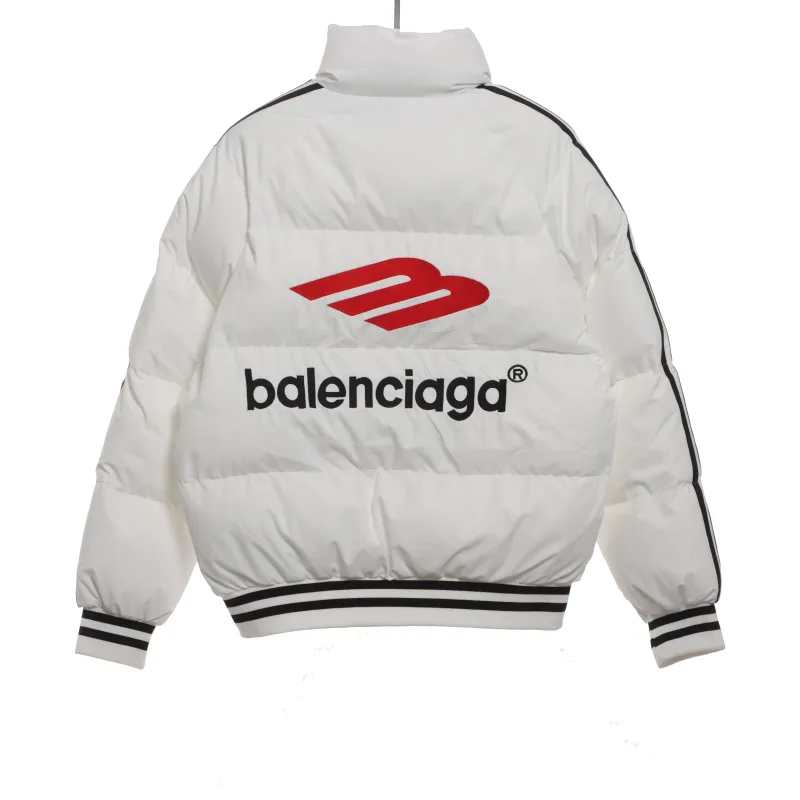 Balenciaga joint Manchester United three stripes down jacket 2