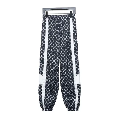  Louis Vuitton 24Fw color-block monogram sports Pants 01