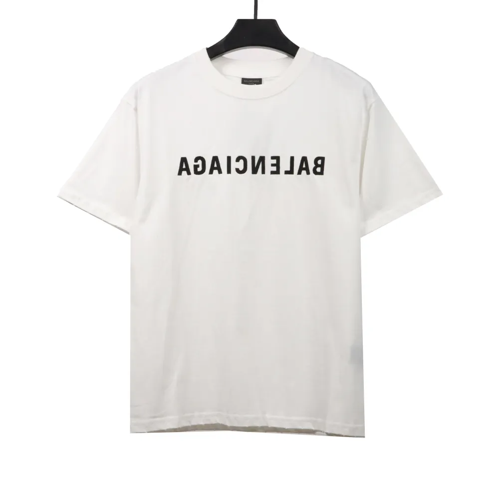  Balenciage embroidered letter worn T-Shirts 1