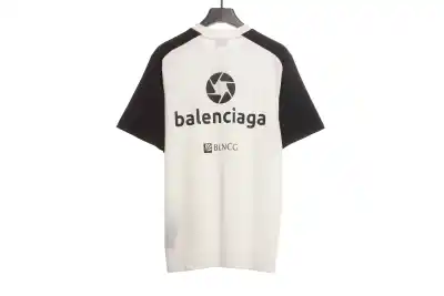 Balenciaga Black and White Splicing LOGO T-Shirts 02