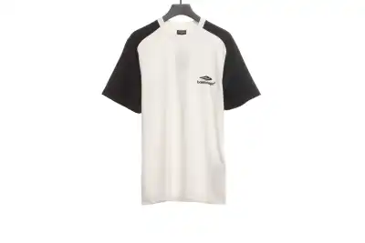 Balenciaga Black and White Splicing LOGO T-Shirts 01