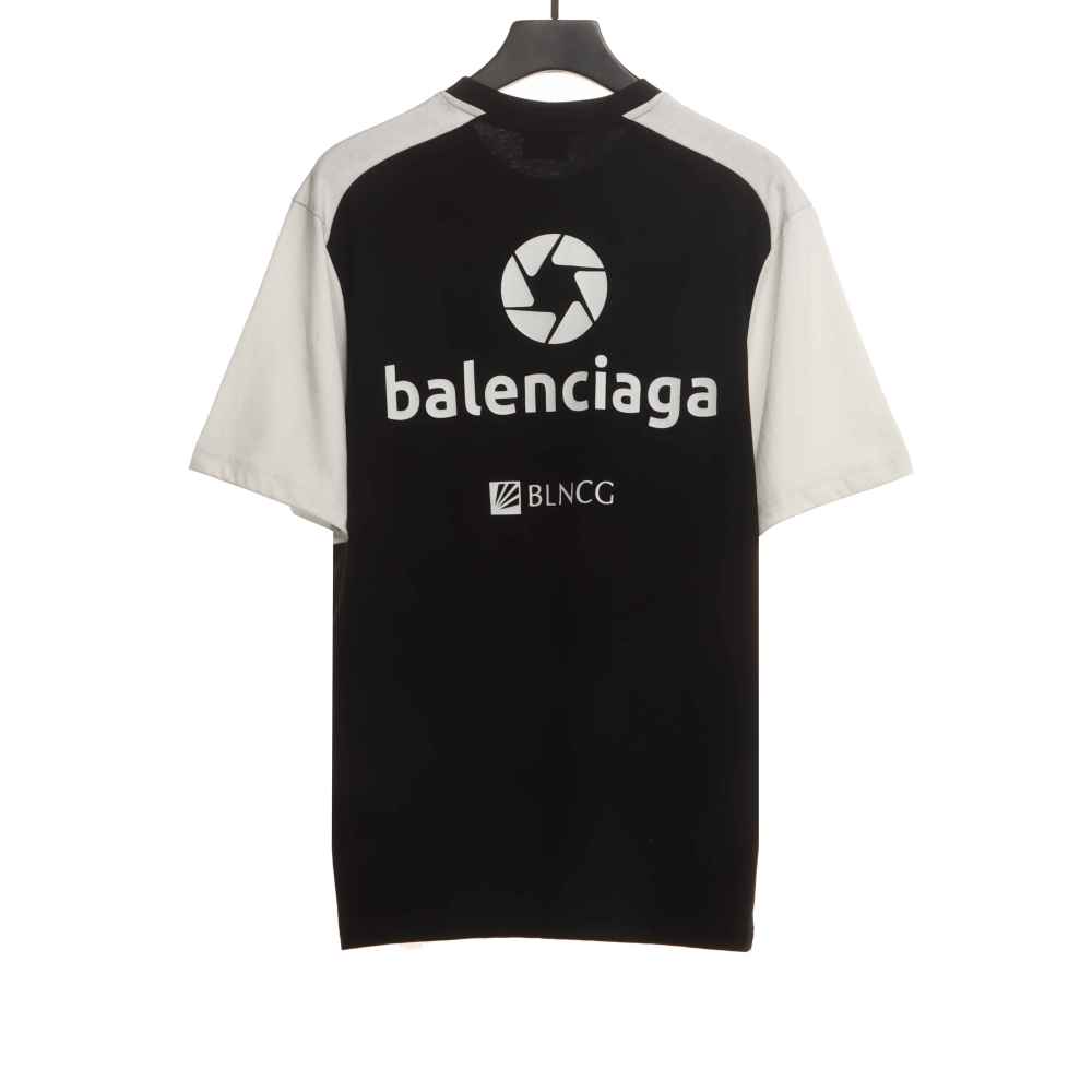  Balenciage Black and White Splicing LOGO T-Shirts 2