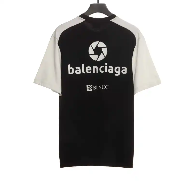  Balenciage Black and White Splicing LOGO T-Shirts 2