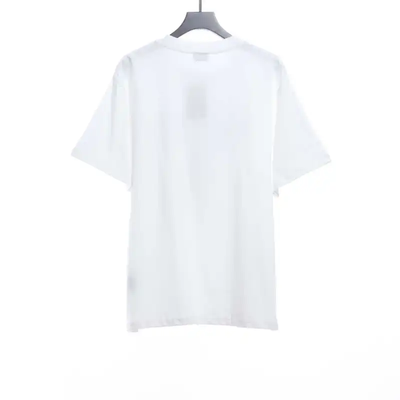  Balenciage catwalk portrait print T-Shirts 1