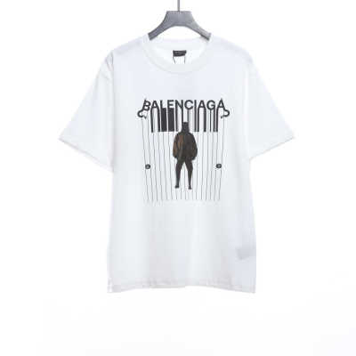  Balenciage catwalk portrait print T-Shirts 1 01
