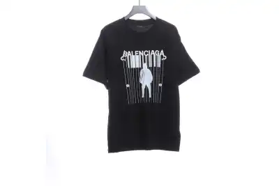 Balenciaga catwalk portrait print T-Shirts 2 01