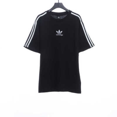  Balenciage joint clover embroidered T-Shirts 1 01