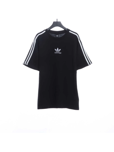 Balenciaga joint clover embroidered T-Shirts 1 01