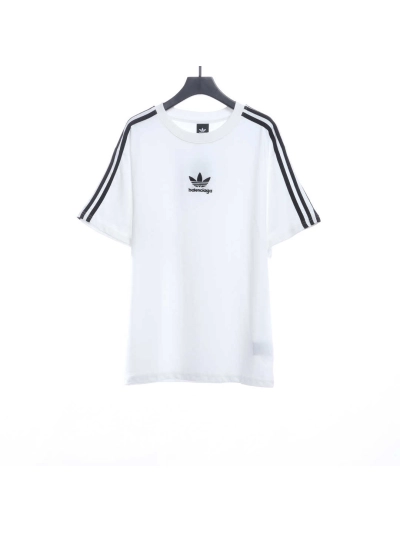 Balenciaga joint clover embroidered T-Shirts 2 01