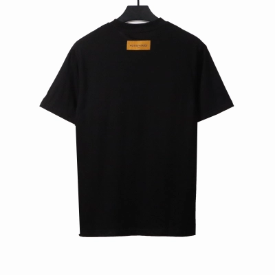 Louis Vuitton embossed fake pocket letter T-Shirts black 02