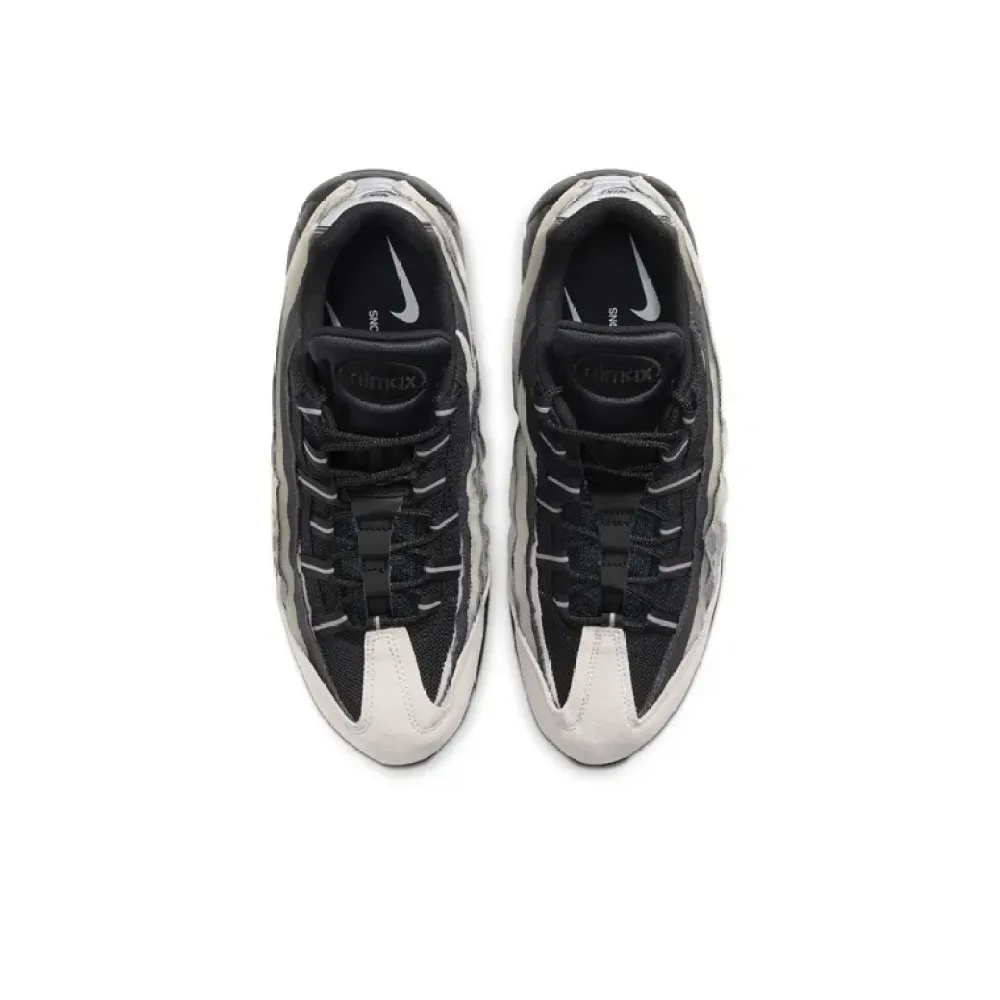  Comme Des Garcons x Air Max 95 Grey，CU8406-101