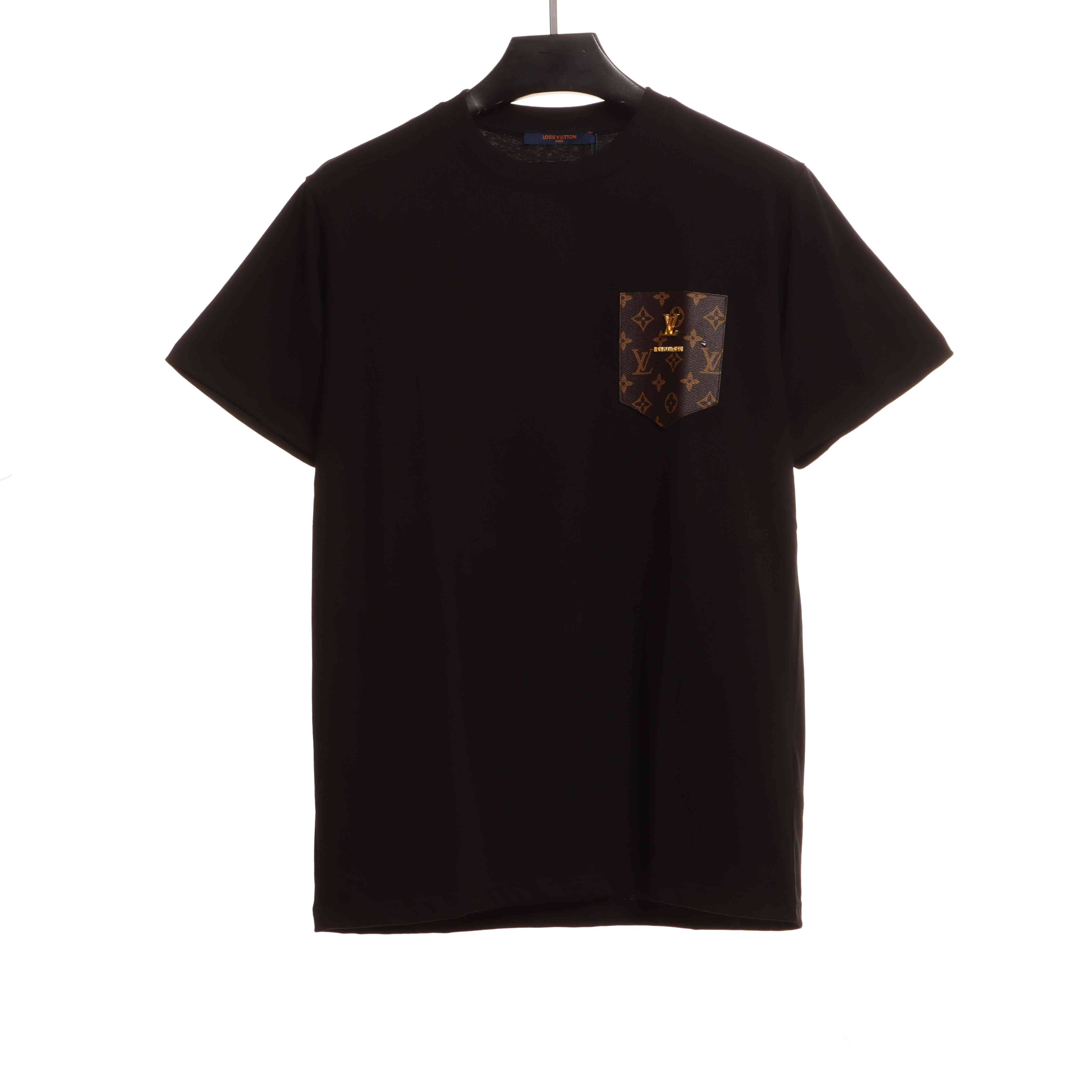 Louis Vuitton chest leather label embroidered T-Shirts 2